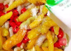 Pickled pepper chicken feet Illustration of how to do it 14