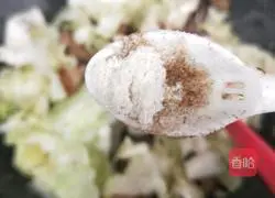 Illustration of how to make fried cabbage with bacon 16