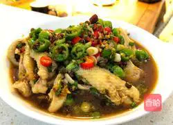 Illustration of how to make rattan pepper chicken wings 4