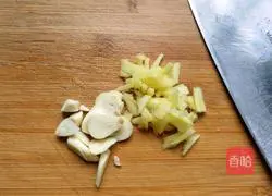 Illustration of how to stir-fry pork liver 4