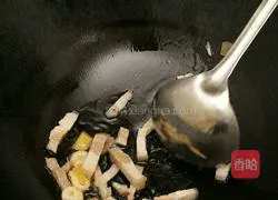 Illustration of how to stir-fry dried tofu 4