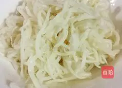 Illustration of how to make chicken with sour bamboo shoots in clear soup 4