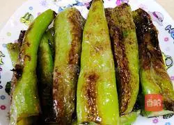 Tiger Skin Tips Illustration of how to make minced pepper and meat 6