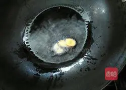 Illustration of how to make fried Xinghua rice noodles 5