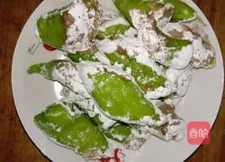 Illustration of how to make meat stuffed with hot pepper 7