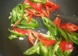 Illustration of how to make fried duck legs with pepper 4