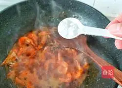 Illustration of how to make spicy shrimp 7