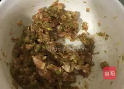 Illustration of how to stuff meat with mushrooms 4