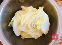 Seafood Hot Pot Recipe Illustration 4