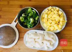 Seafood hot pot recipe illustration 3