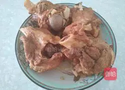 Illustration of how to make fragrant big bones 7