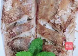 Illustration of how to make pan-fried golden thread fish 5