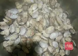 Fried clams Illustration of how to do it 2