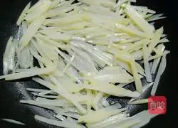 Illustration of how to make vinegar-coated potato shreds 6