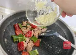 Garlic Chicken Thigh Recipe Illustration 7