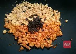 Illustration of how to fry fly heads 7