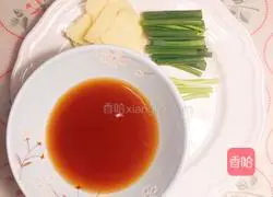 Illustration of how to make fried crabs with ginger and scallion 3