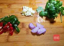 Illustration of how to make cumin-fried chicken hearts 2