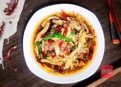 Illustration of how to make spicy shredded chicken 16