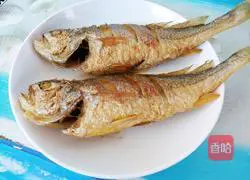 Illustration of how to make fried yellow croaker 6
