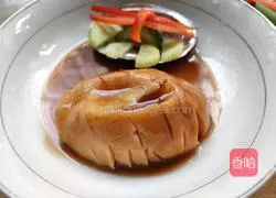 Illustration of how to pour sauce on abalone 5
