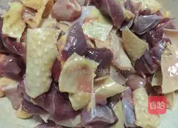 Illustration of how to make spicy chicken diced 2