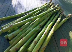 Illustration of how to make tenderloin and stir-fried asparagus 1