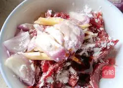 Illustration of how to make stir-fried beef 1