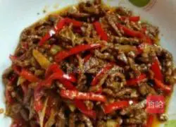 Illustration of how to make fried beef with pickled pepper 8