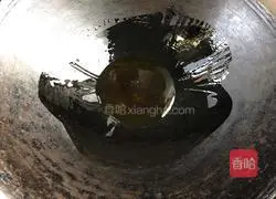 Braised silver carp recipe illustration 4