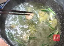 Cantonese style - fried shrimps with broccoli illustration 7