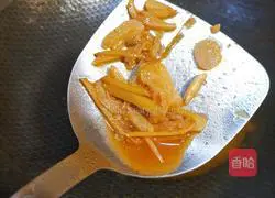 Illustration of how to cook chicken wings and snow peas 9