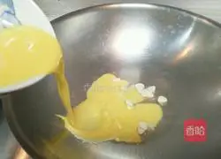 Illustration of how to make luffa and scrambled eggs 3