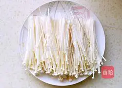 Illustration of how to make quail eggs stuffed with enoki mushrooms 1