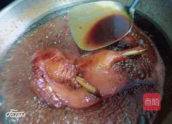 Illustration of how to make sauce duck 6