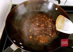 Illustration of how to make Jiaoliu meatballs 15