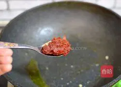 Illustration of how to make fish-flavored shredded pork 4