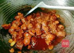 Illustration of how to cook beef brisket with carrots 9