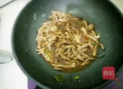 Illustration of how to make fried shredded pork with dried moss 2