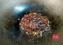 Illustration of how to make minced garlic and eggplant 6