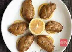 Illustration of how to make An-style lemon honey grilled chicken wings 8
