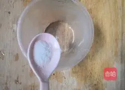 Illustration of how to make potato braised pork rinds 16