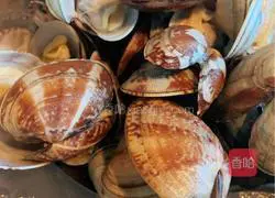 Illustration of how to make spicy fried clams 4