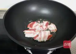 Illustration of how to make five-flower garlic potato slices 4