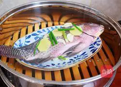 [Lantern Festival on the 15th day of the first lunar month] Illustration of home-style steamed tilapia 7