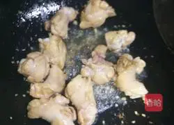 Stewed chicken wings with mushrooms and potatoes ( Quick dish) recipe illustration 1