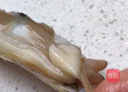 Illustration of how to steam razor clams with snow juice 6
