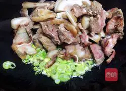 Illustration of twice-cooked pork head 5