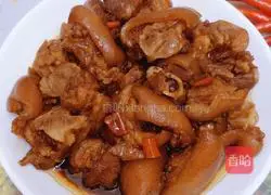 Illustration of how to make spicy pig trotters 10