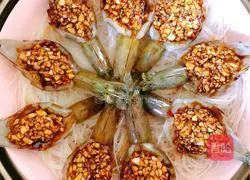 Illustration of how to make garlic-flavored open-back shrimp 4